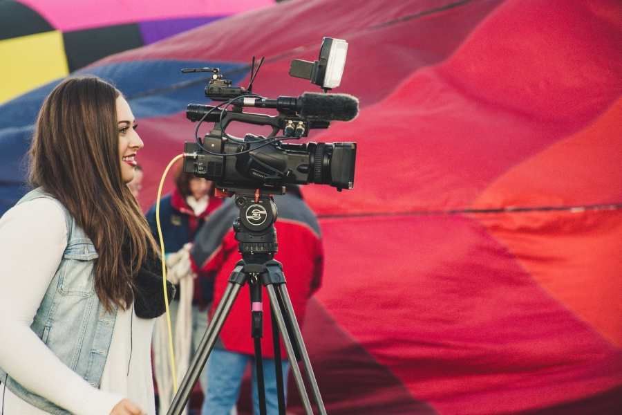 Filmowa promocja firmy